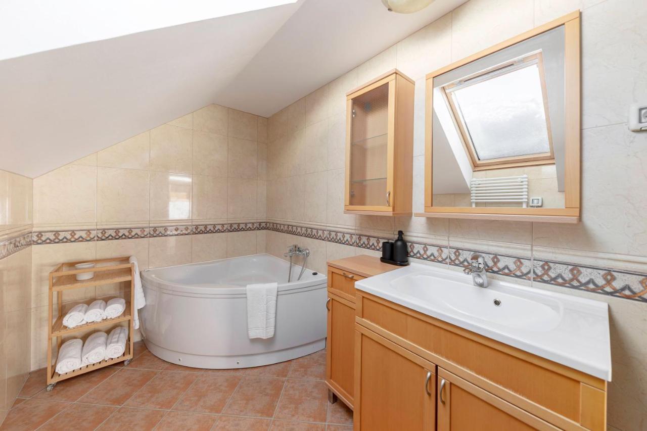 Guest House Struc Slovenj Gradec Exterior foto